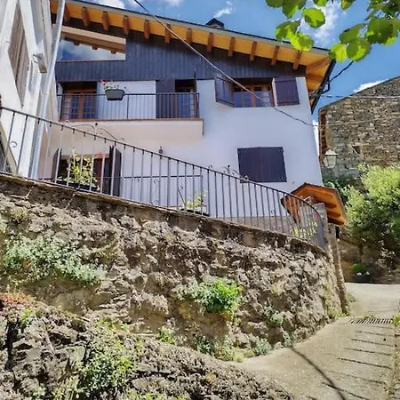 Casa Marti, Rural Con Encanto * Los Molinos (Catalonia)